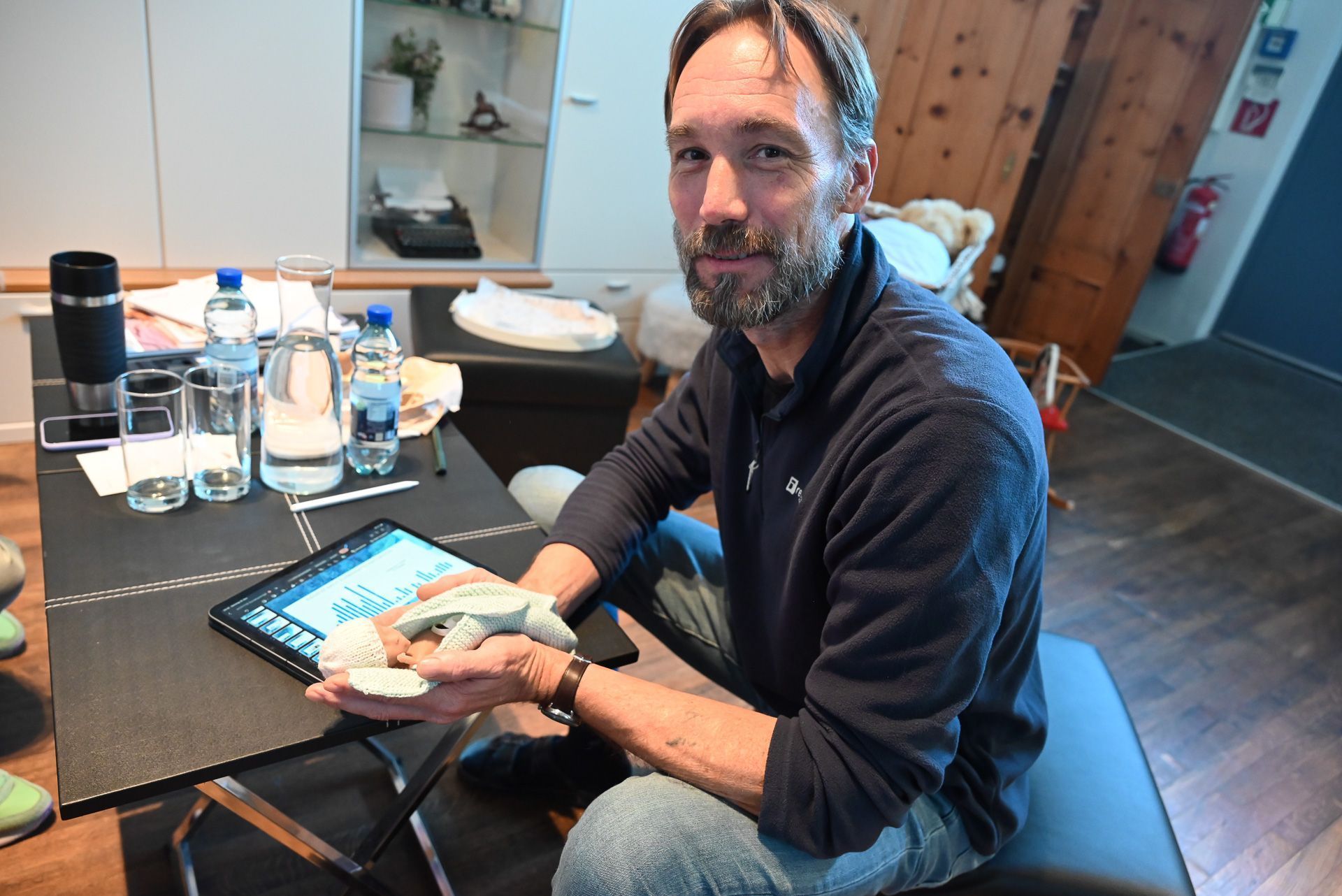 Viele Frauen sind von einem frühzeitigen Schwangerschaftsverlust betroffen. Uher will aufklären und den Eltern Erinnerungsfotos zur Verfügung stellen.