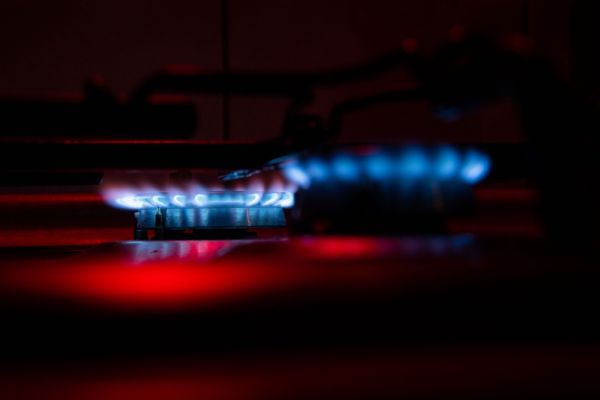 Sommer brachte Bedarf nach weniger Strom und mehr Gas