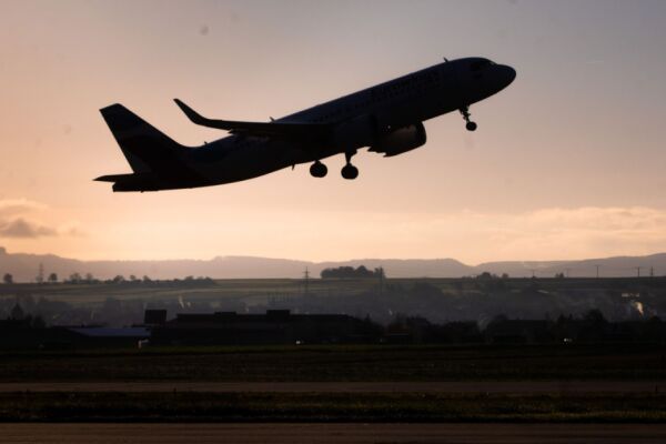 Spanien und Frankreich für Abgabe auf Luxus-Flugreisen