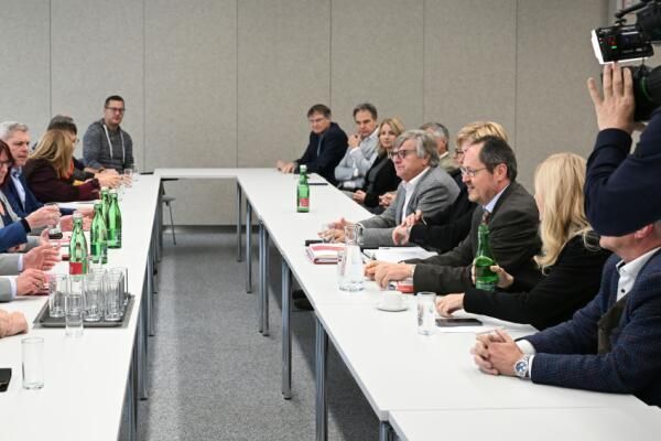 Handels-KV &#8211; Abschluss unter der Teuerungsrate