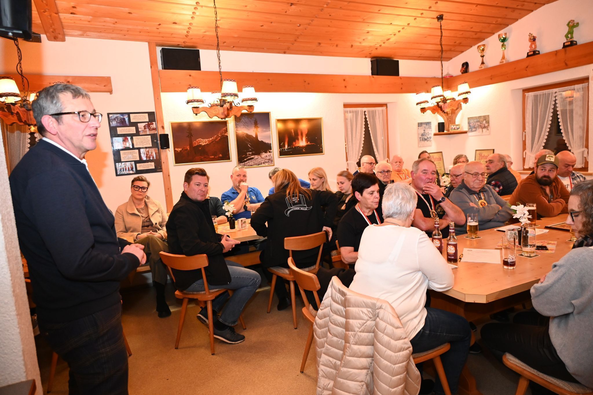 Die Ehrengäste bedankten sich für das Engagement rund um das Brauchtum.