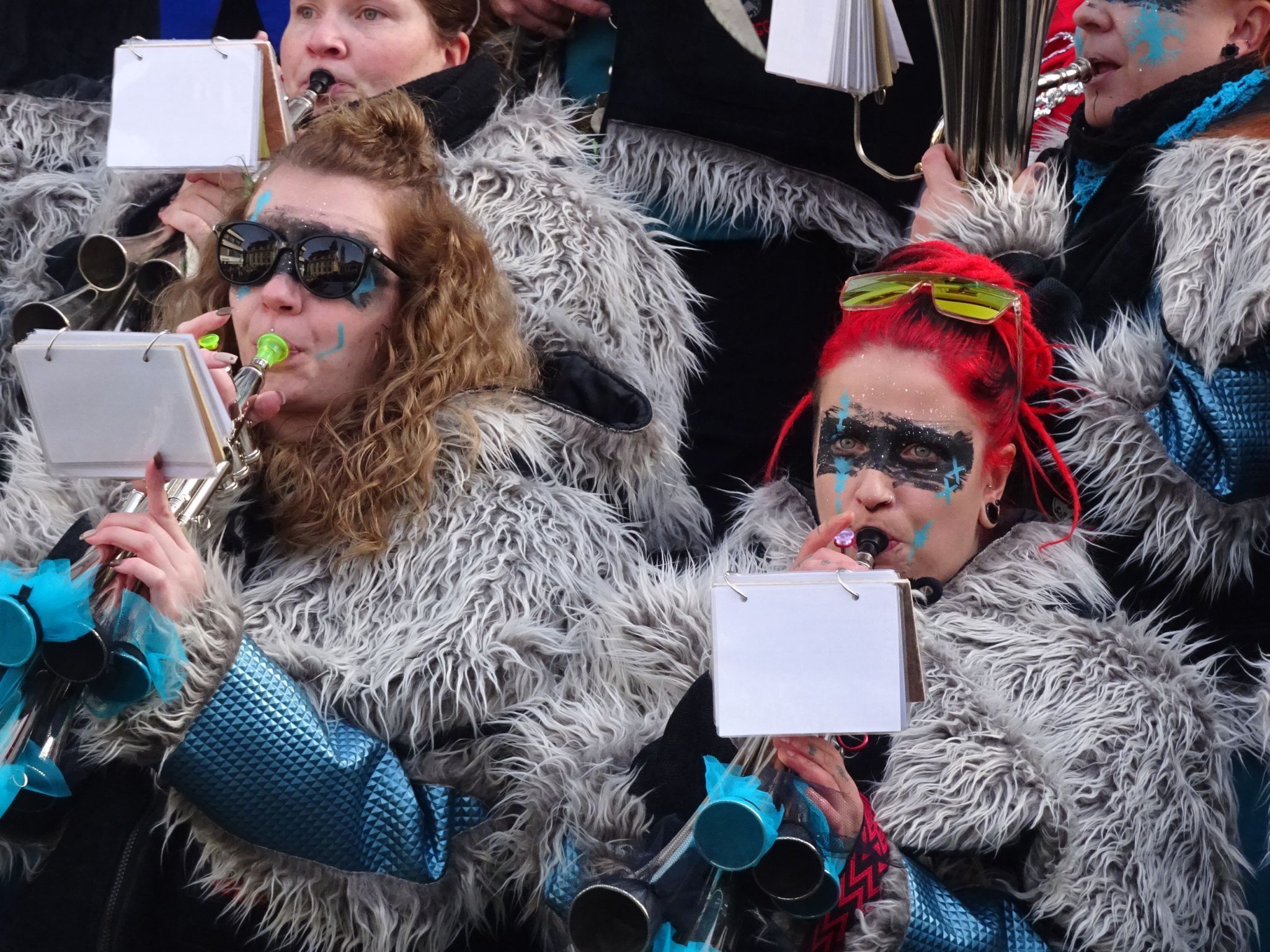 Mit Pauken und Trompeten ging es in die fünfte Jahreszeit. 