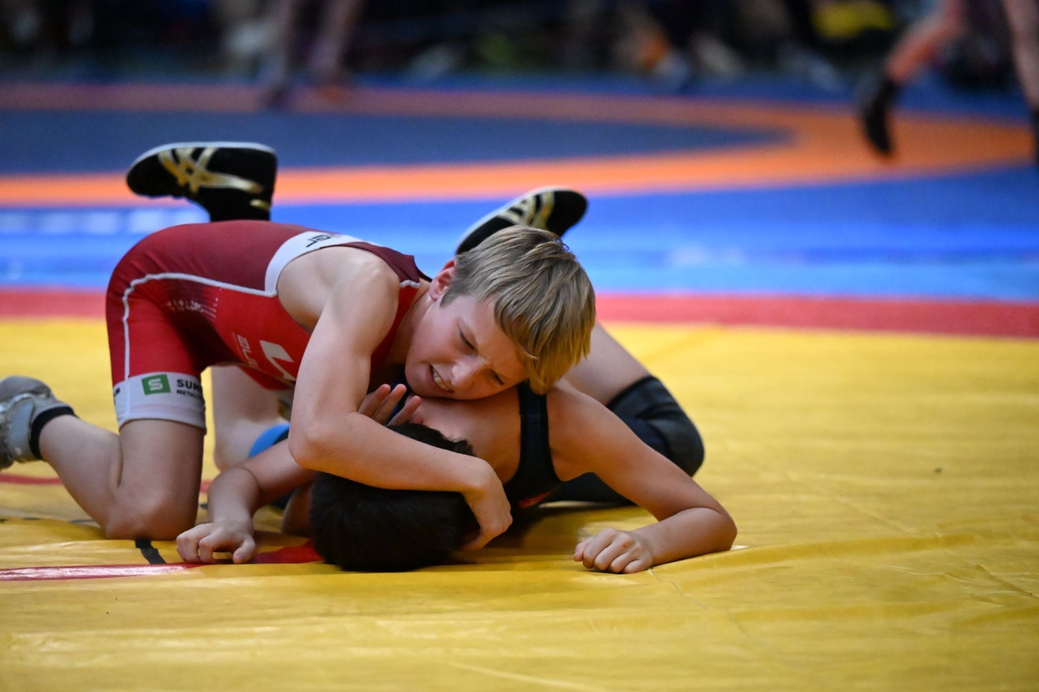 Klaus oben auf, die Gegner meistens unten auf der Matte. 