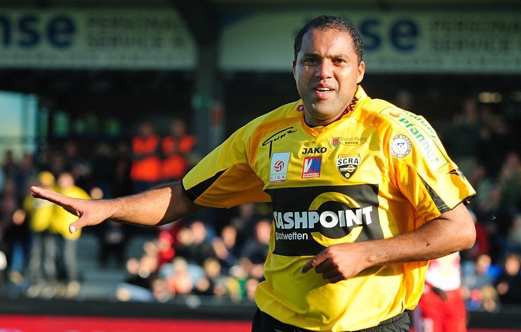 Auflauf der Altstars für den wohltätigen Zweck