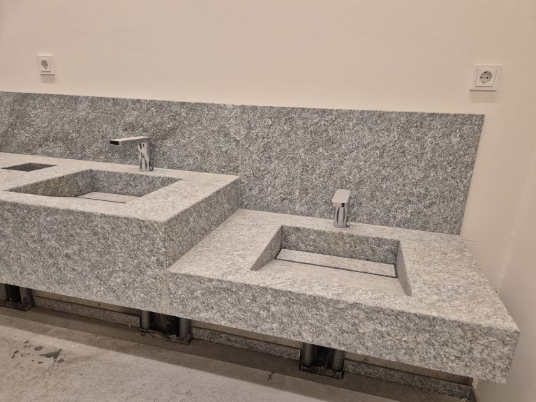 Neues Bergrestaurant Grüneck, Golm, Golmerbahn, GSL-Tourismus