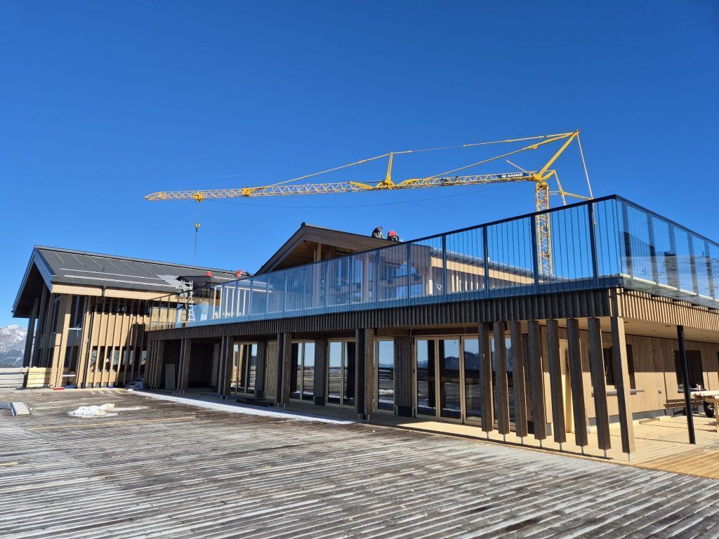 Von der Kaminlounge bis zur Skibar: So sieht das neue Konzept des Kapell-Restaurants am Hochjoch aus