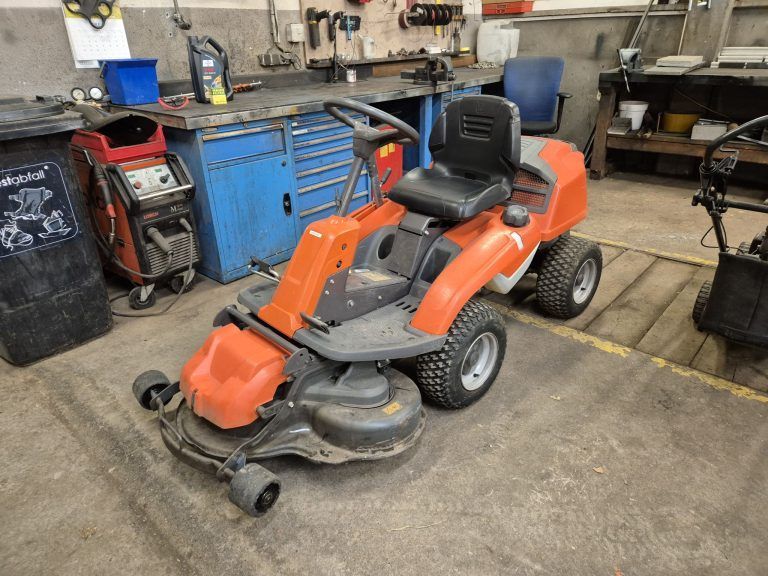 Mit fünf Tonnen Salz durch die Nacht: Ein Bludenzer Winterdienstler erzählt