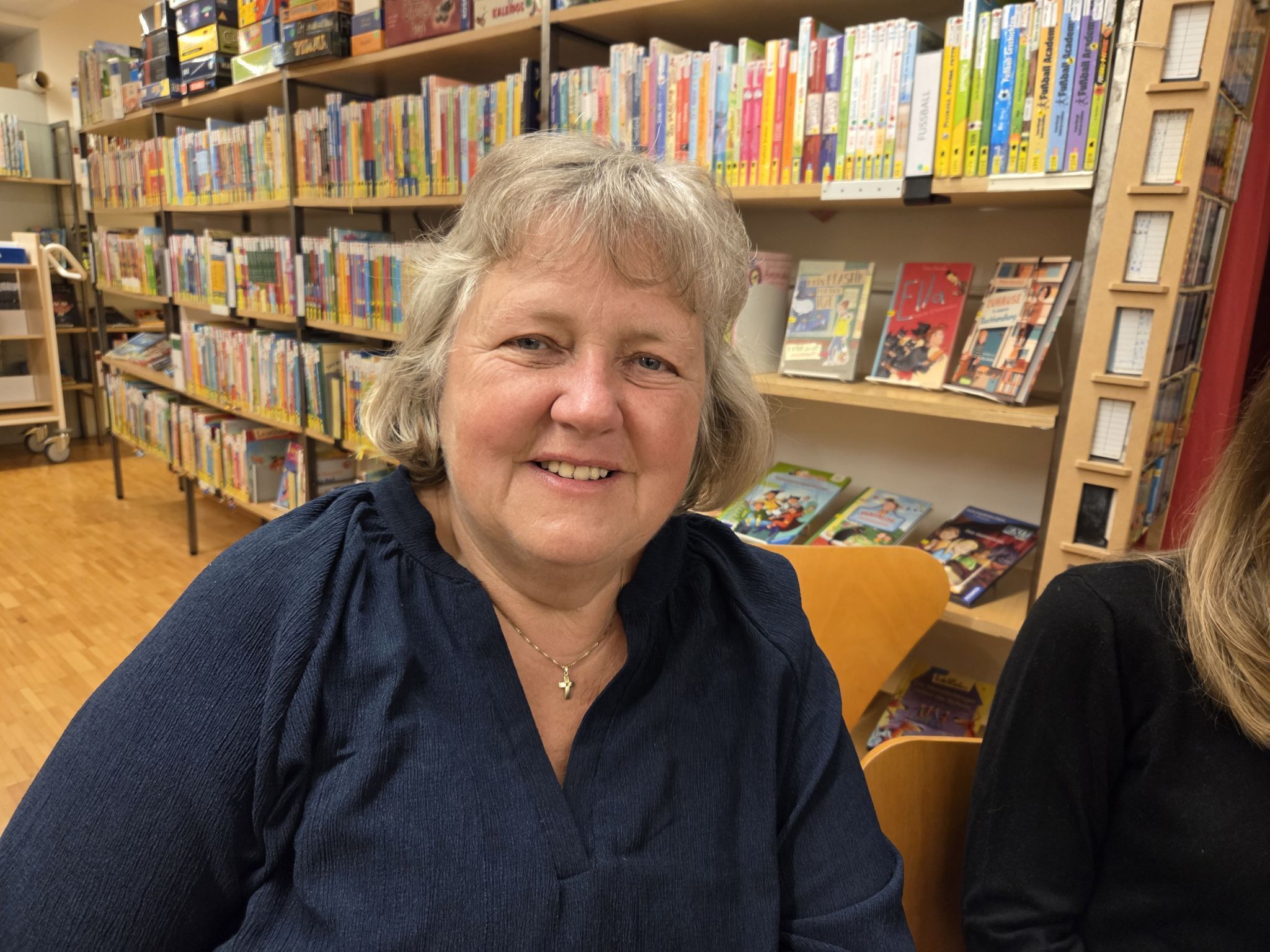 Gerlinde Zimmermann, Dünserberg: Schon der Buchtitel hat mich angesprochen. Es war auch interessant, wie schnell sie das Buch geschrieben hat. Mich hat der Inhalt beeindruckt und ich habe ihn gleich mit Persönlichem verknüpft.