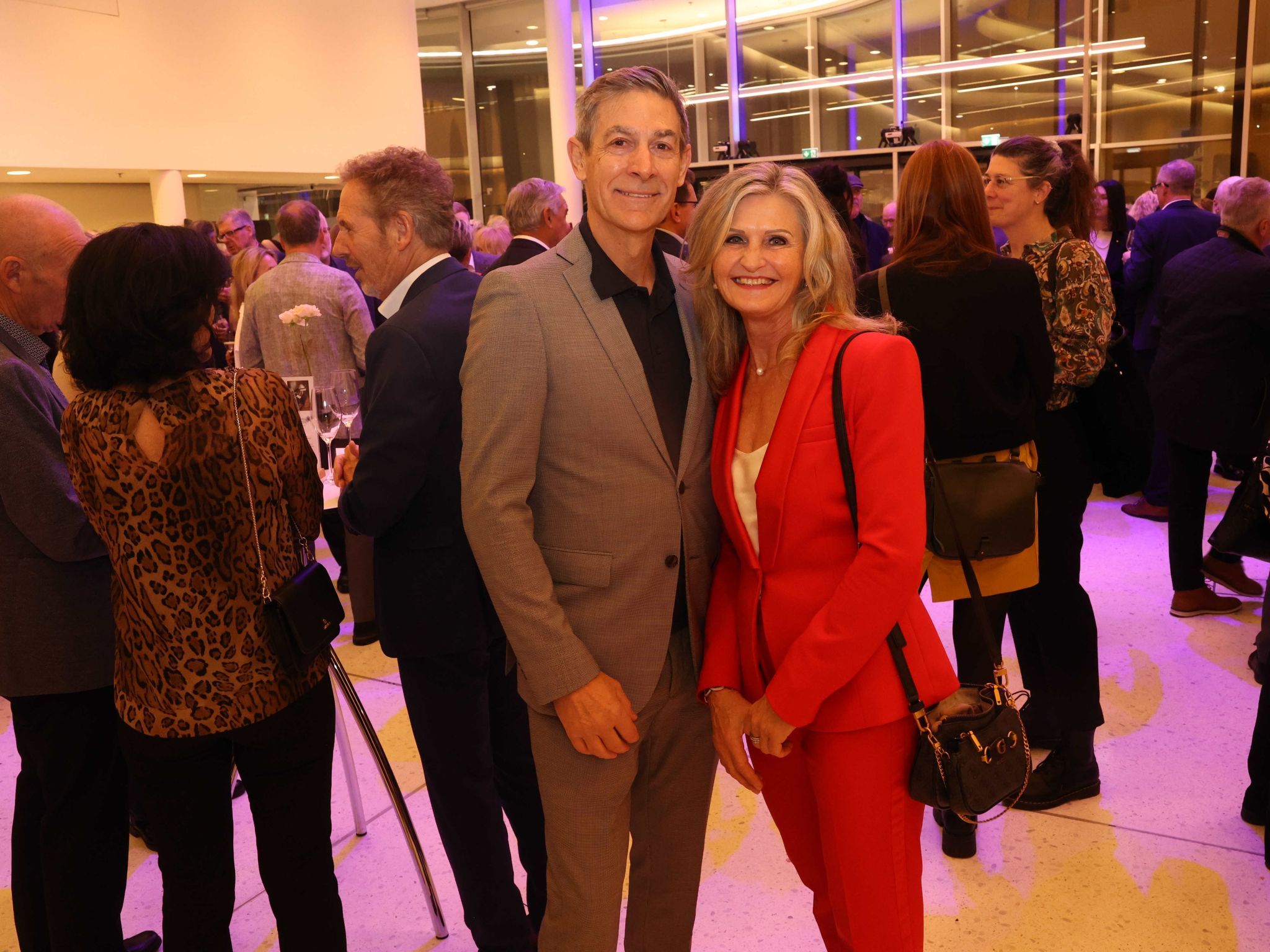 Gerorg Falch (Leiter Bundesvermessungsamt) und Alexandra Ganahl.