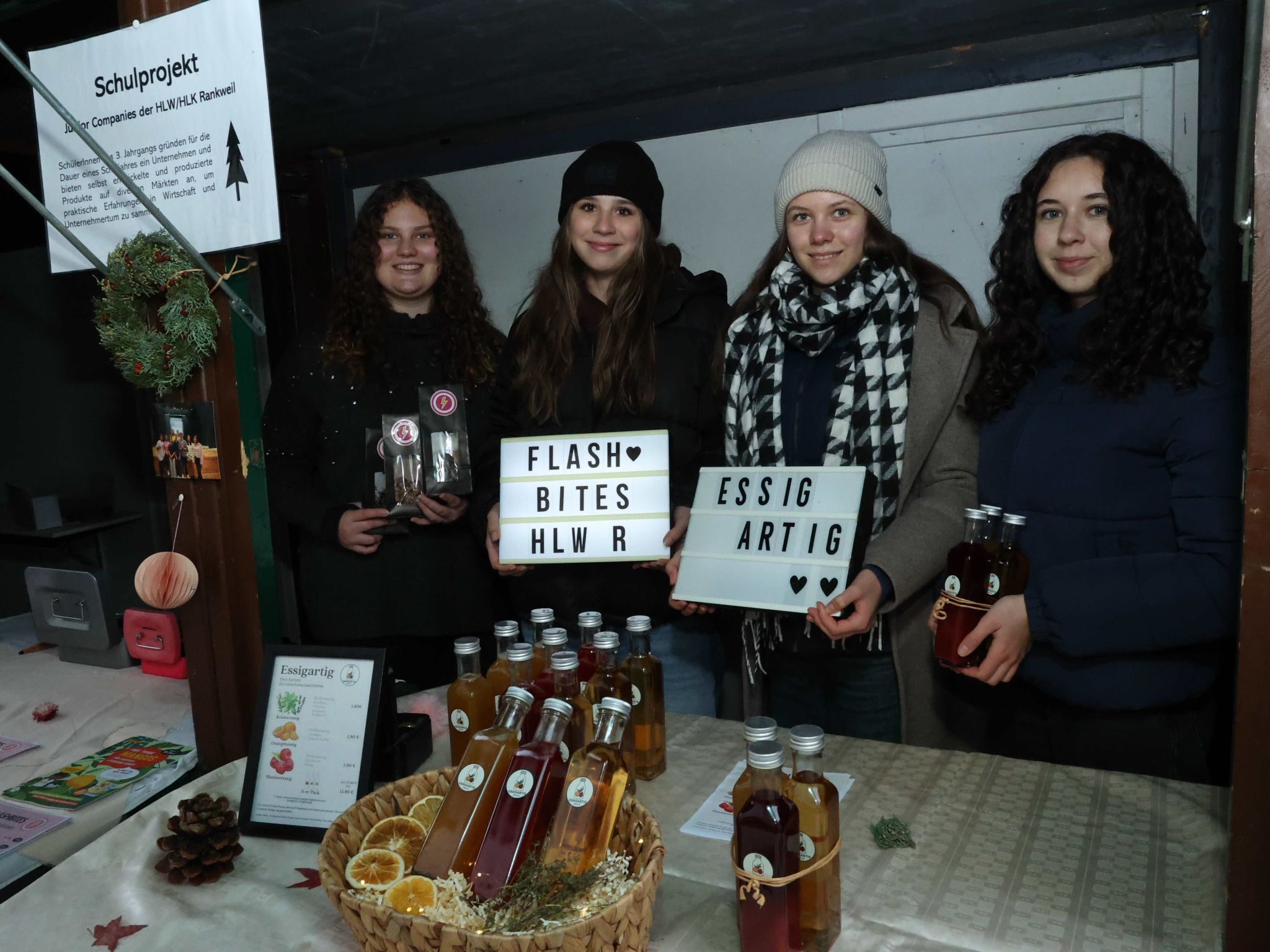 Amilia Haider, Finja Moosbrugger, Anabel Walch und Clara Meier von der HLW Rankweil.