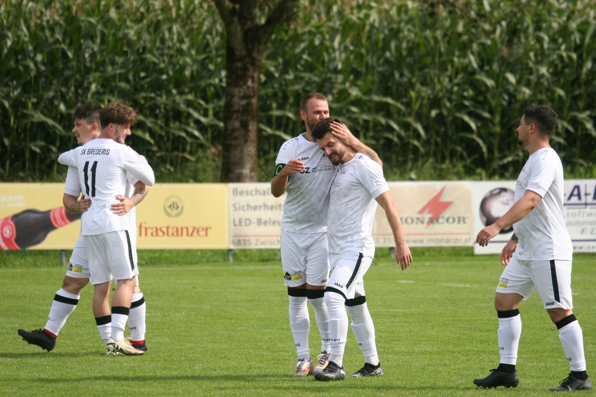 Sensationeller erster Tabellenplatz nach der ersten Saisonhälfte für die zweite Kampfmannschaft der Bresner.