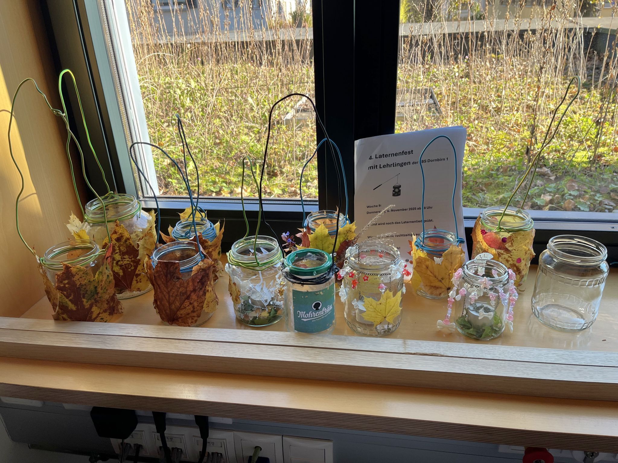 Die Lehrlinge zeigten sich auch kreativ und geschickt beim Laternenbasteln. 