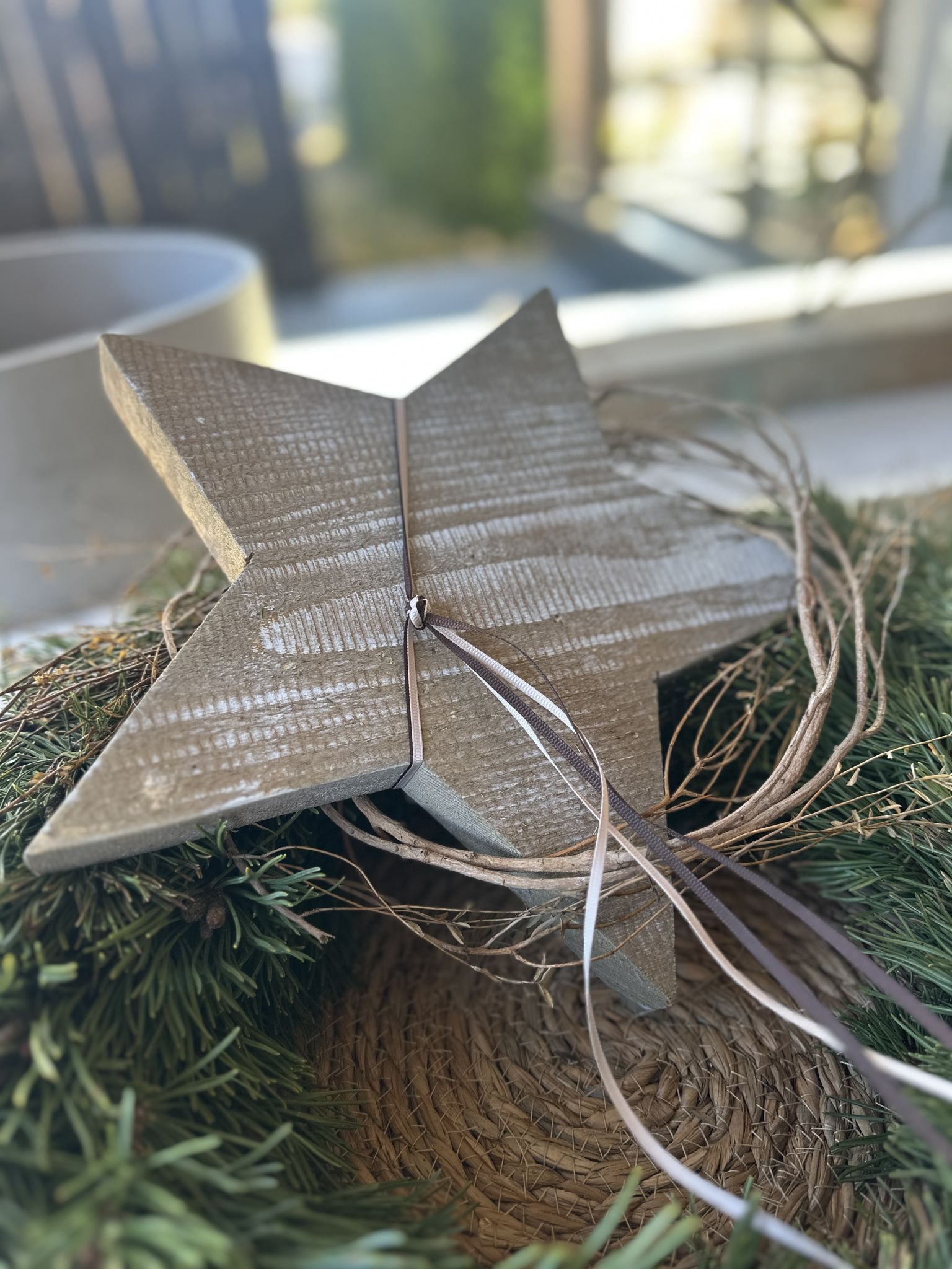 Sterne aus Holz können wiederverwendet werden.