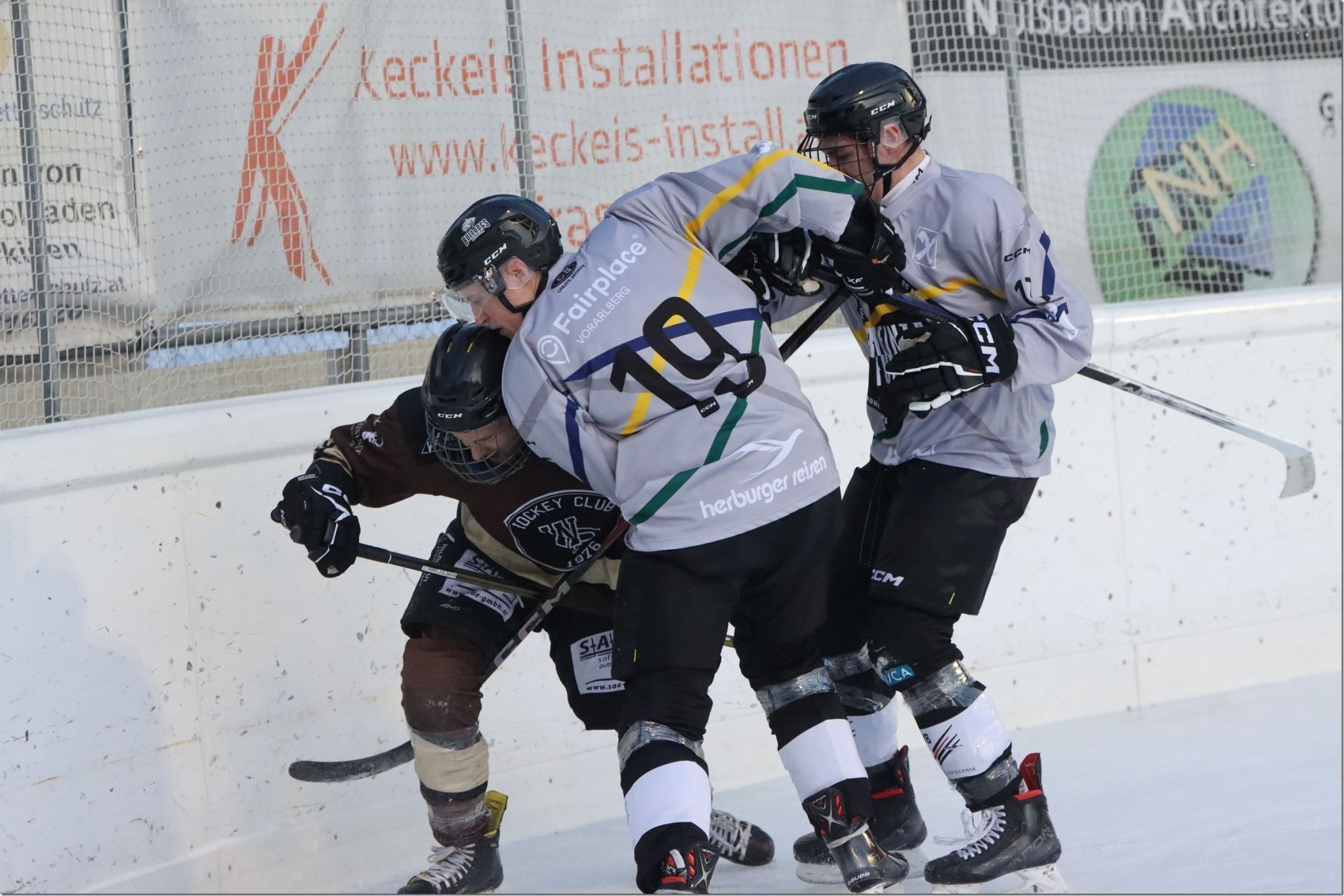 Fehlstart für den Meister HC Walter Buaba.