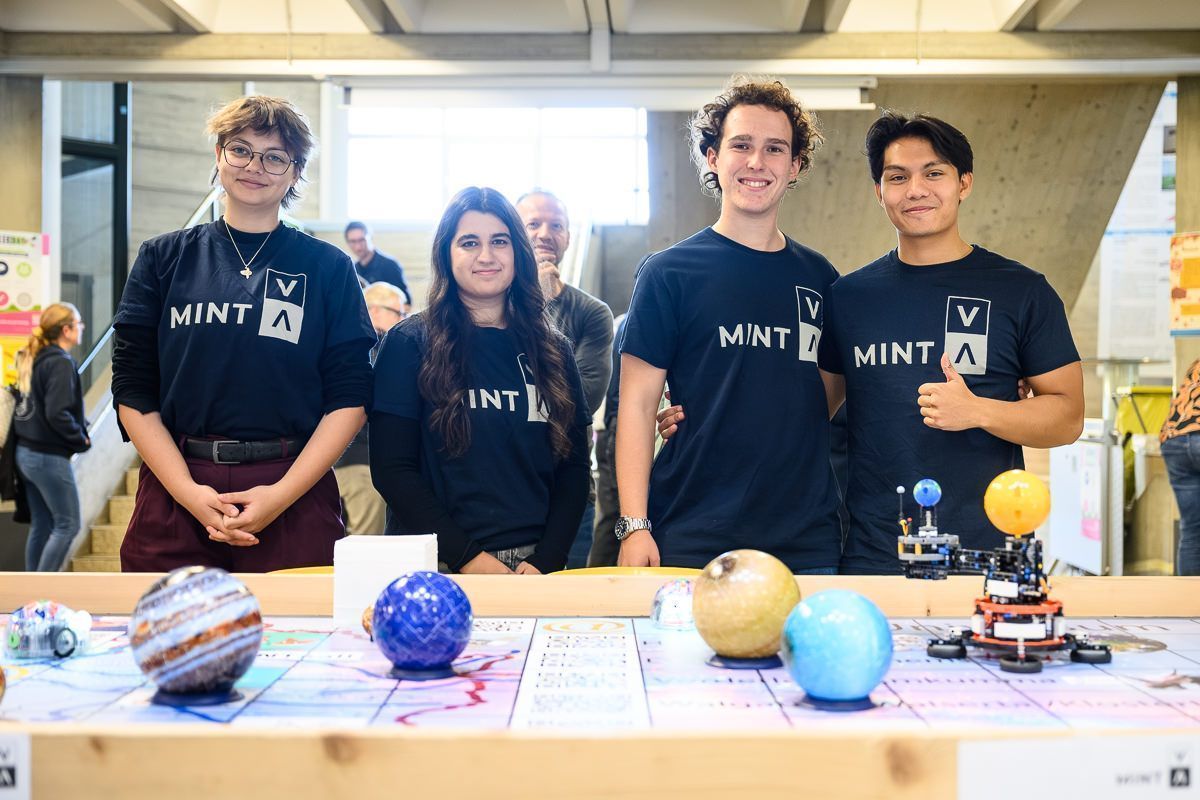 Viele Helfer sorgten für strahlende Gesichter bei den Kids.