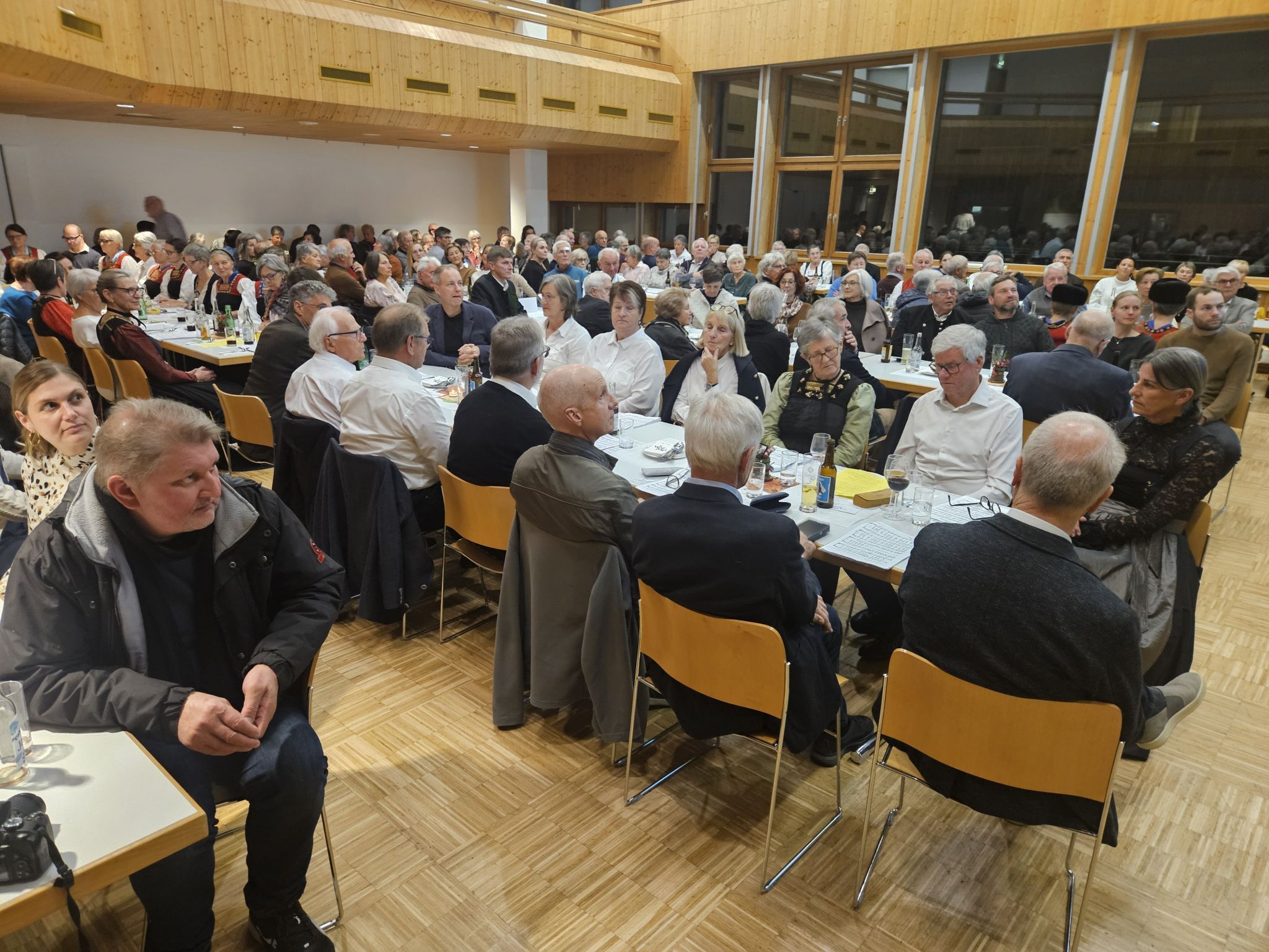 Über 150 Interessierte kamen zum Wälderabend in Andelsbuch.