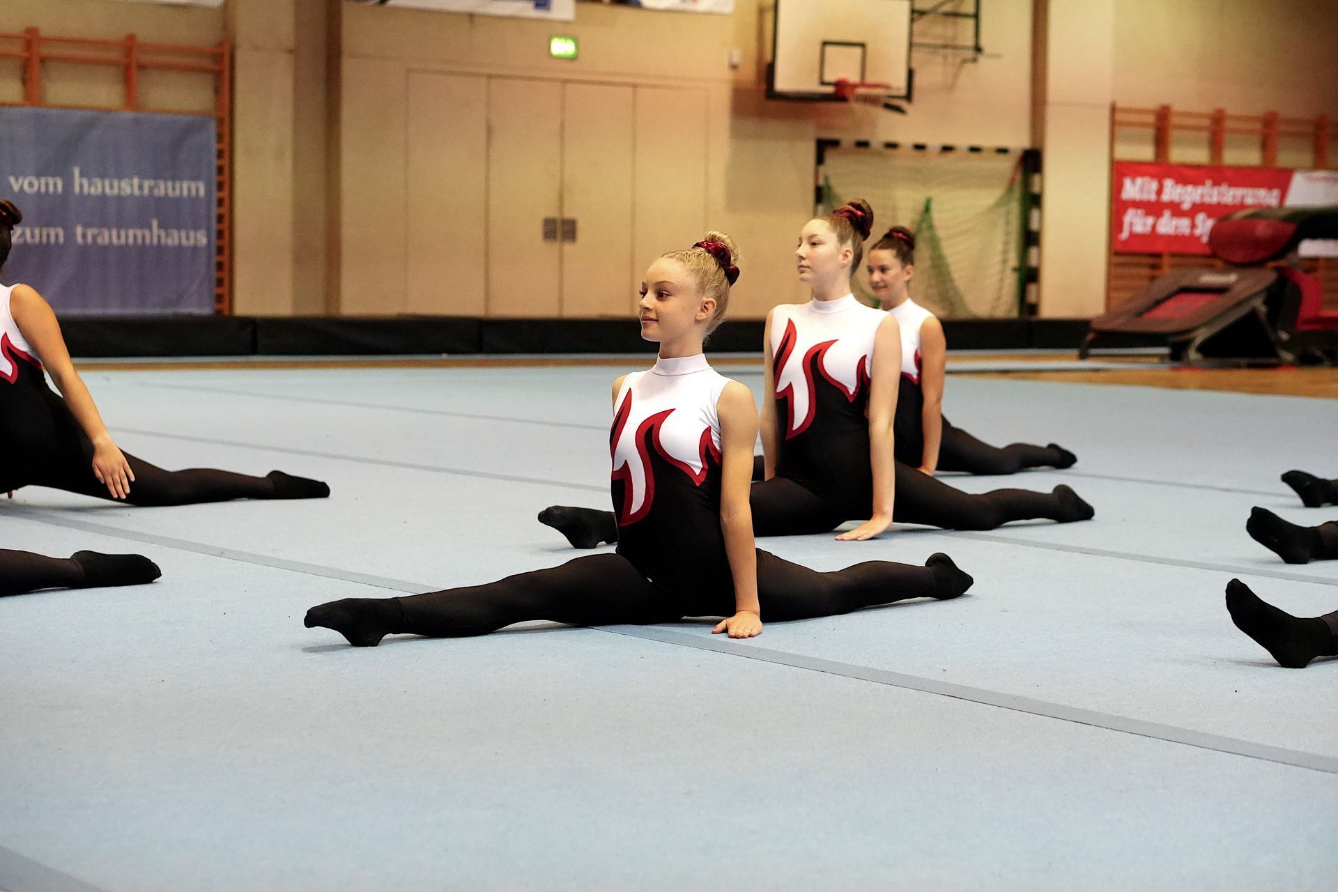 Kommenden Samstag zeigen die besten Turner, was sie können. Sie treffen sich zur Staatsmeisterschaft im Team-Turnen in Lustenau. (Turnerschaft Lustenau)