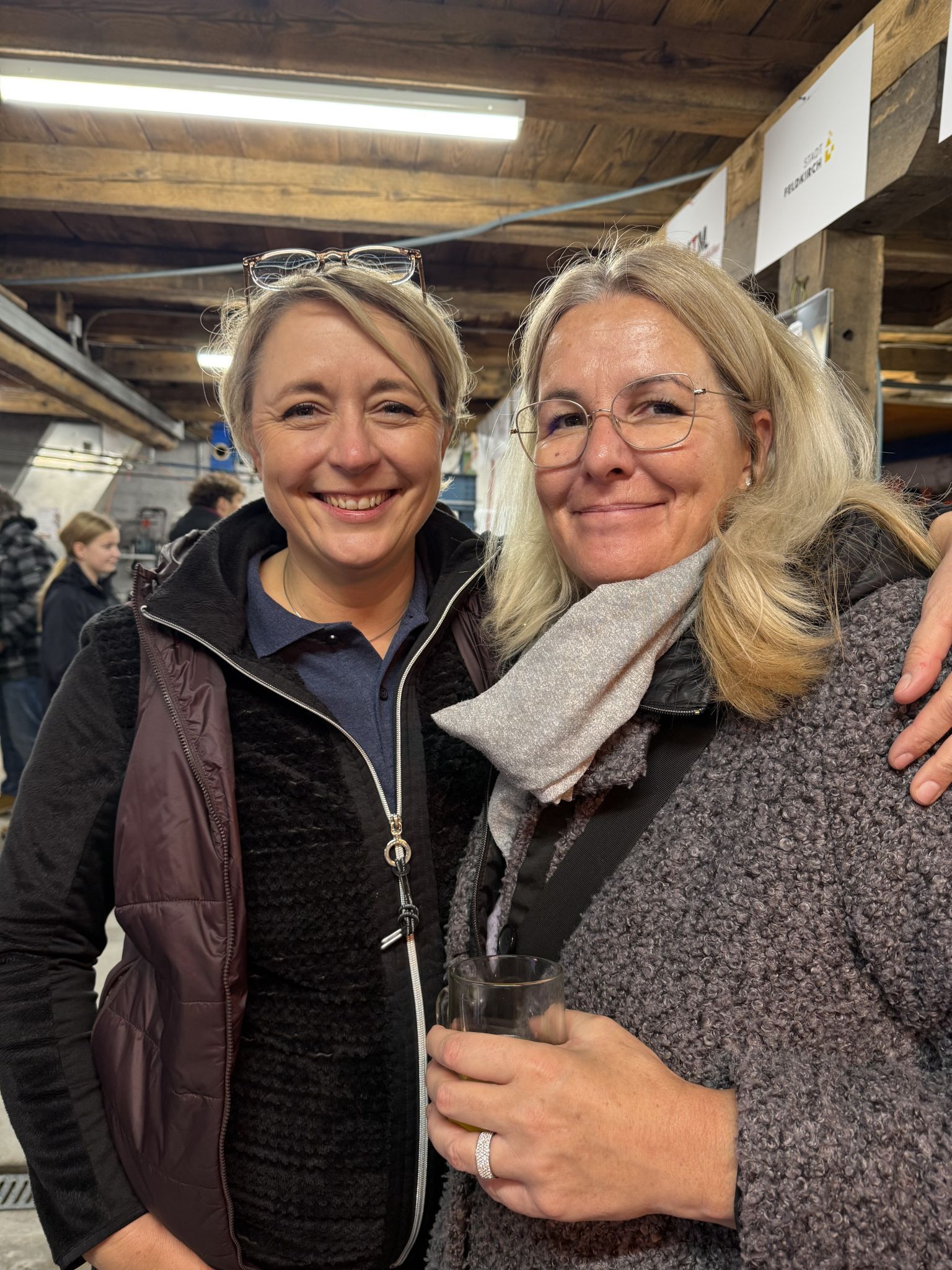 Vizebürgermeisterin Andrea Kerbleder und Carmen