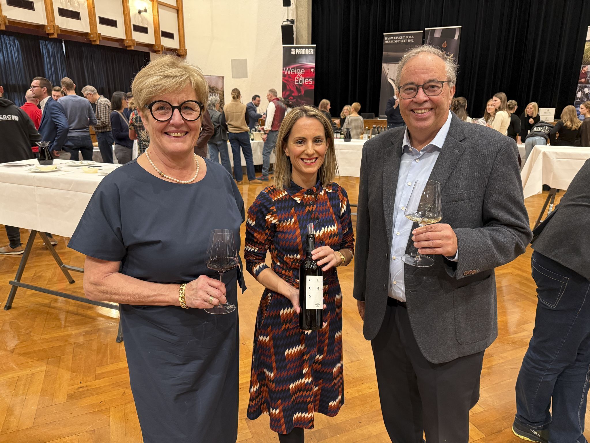 Gastgeber Marie-Luise Dietrich, Anna Alacker und Walter Pfanner luden zur traditionellen Hausmesse