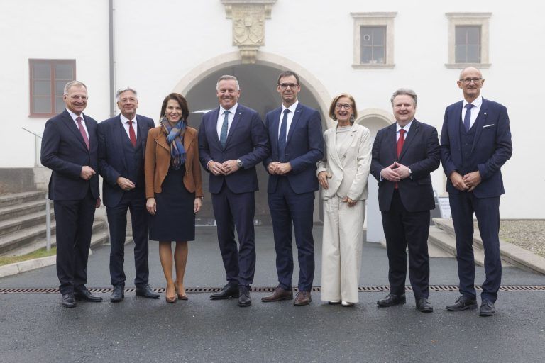 Wallner zu Stabilitätspakt: "Es müssen Entscheidungen auf den Tisch"