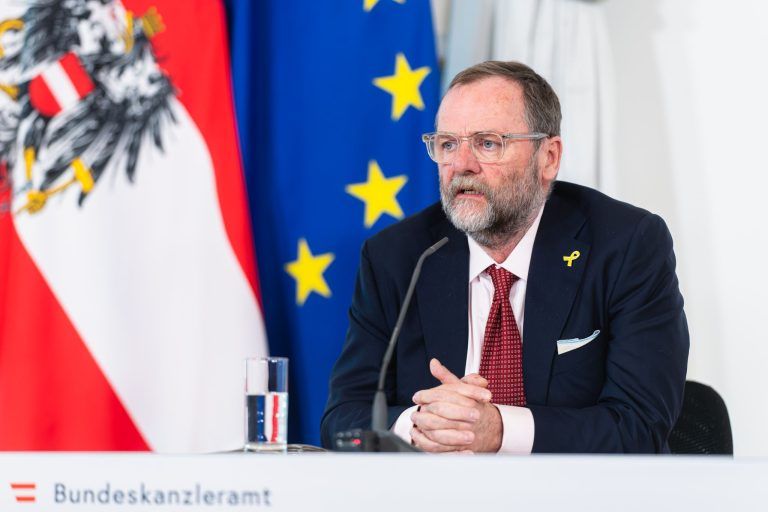 Wirtschaftskammer Österreich: "Bauchspeck in Servicemuskel verwandeln"