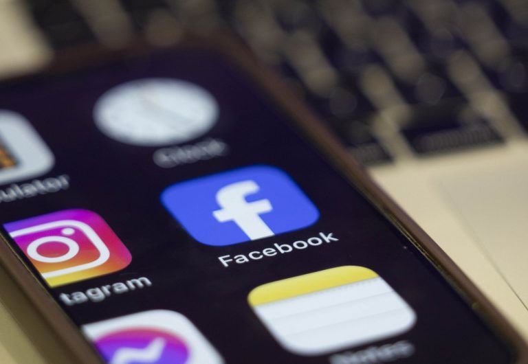 Digitales Erbe: Was mit Kryptovermögen und Online-Profilen nach dem Ableben passiert