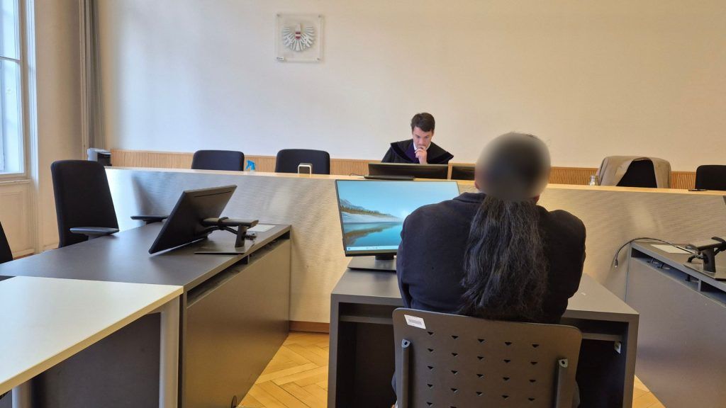 Wegen lädiertem Handgelenk: Bregenzerin klagt Polizei an