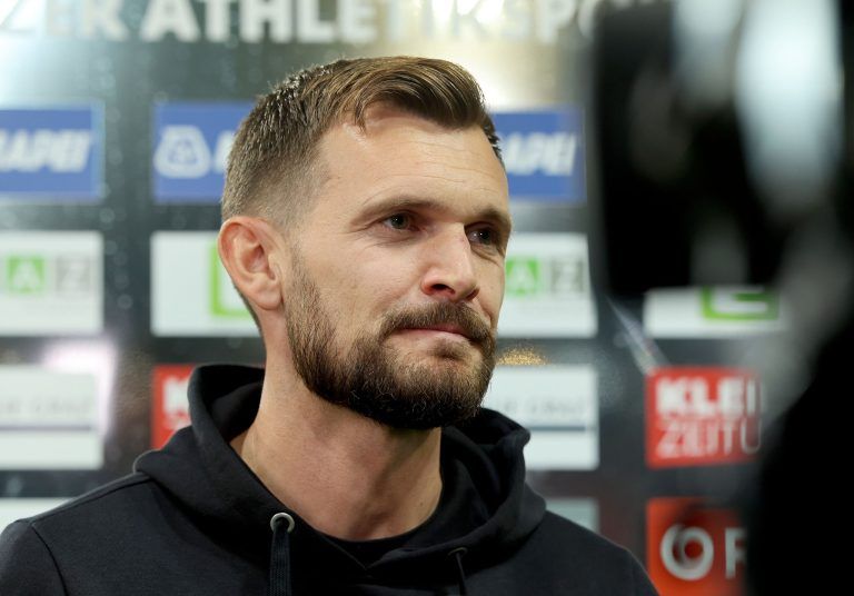 GEPA-20251101-101-127-0122