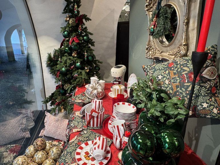 "Wir sind Gastgeber" - Der Feldkircher Fachhandel schlägt im Weihnachtsverkauf zurück