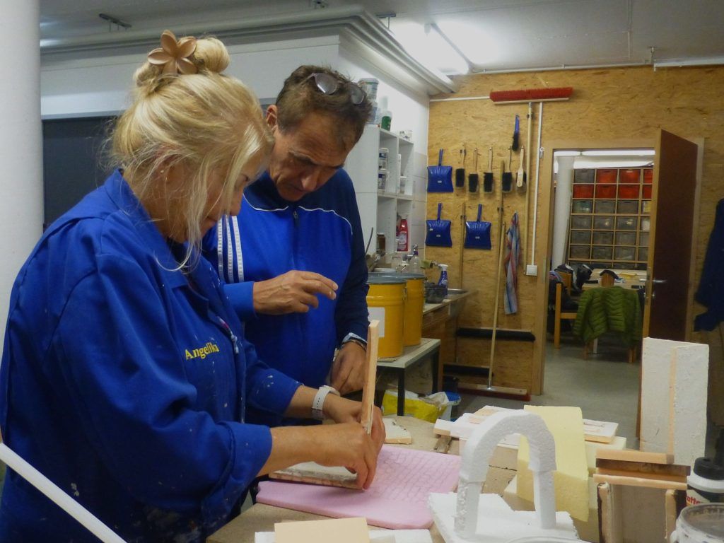 „Ich bin immer so stolz, dass ich weinen könnte“ – Krippenausstellungen im Advent