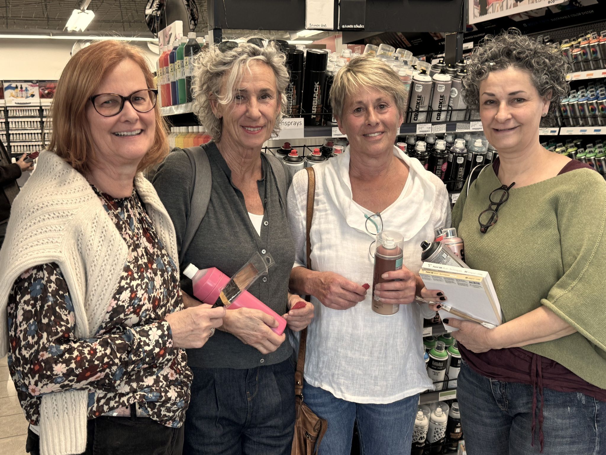 Malerfreundinnen seit über 20 Jahren: Renate, Susan, Susy und Nicole.