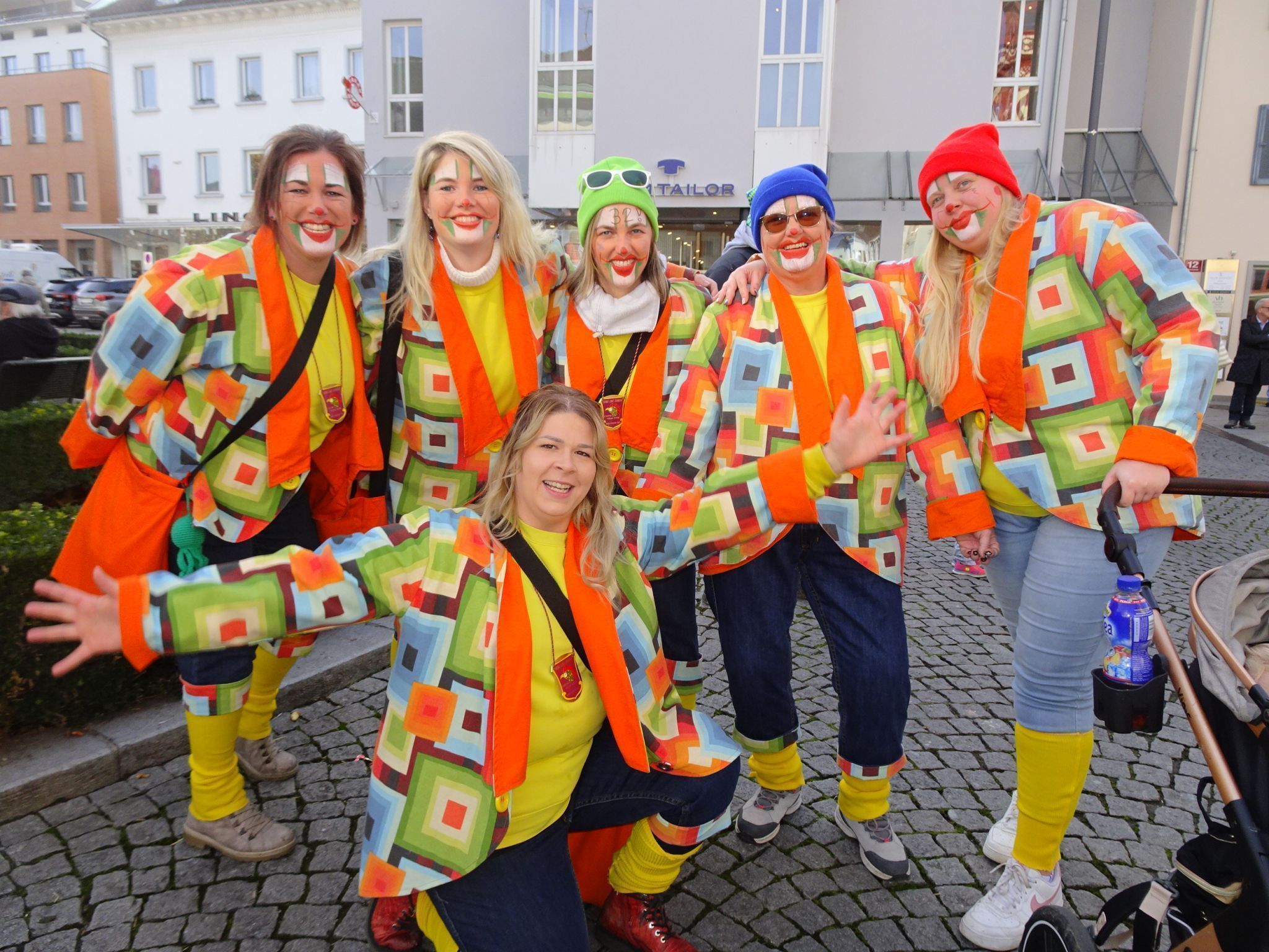 Aus Haselstauden mit dabei - die bunten Pfellar-Pfiffar. 
