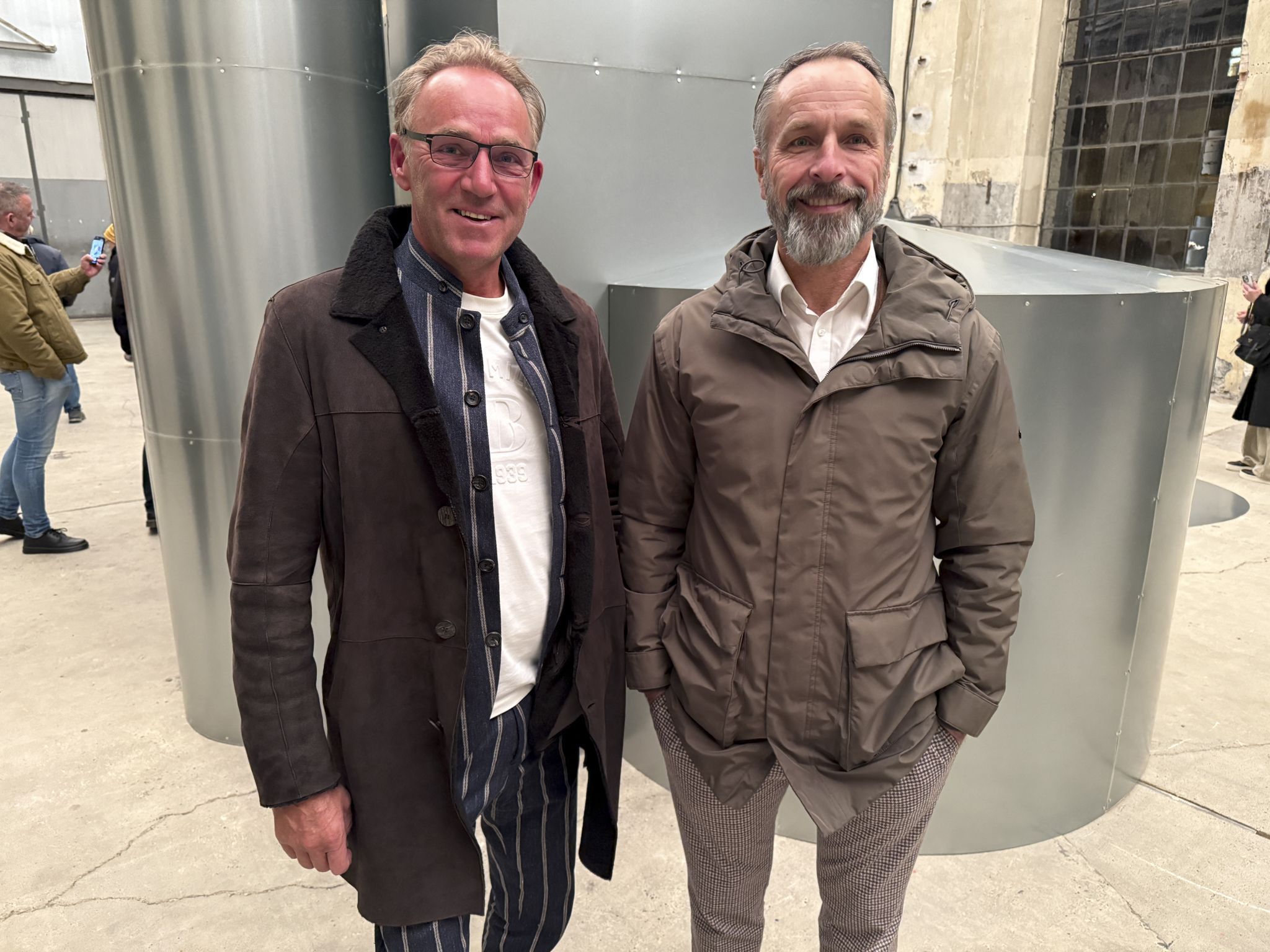 Holzexperte Erich Gmeiner und Immobiler Markus Maier (AH)