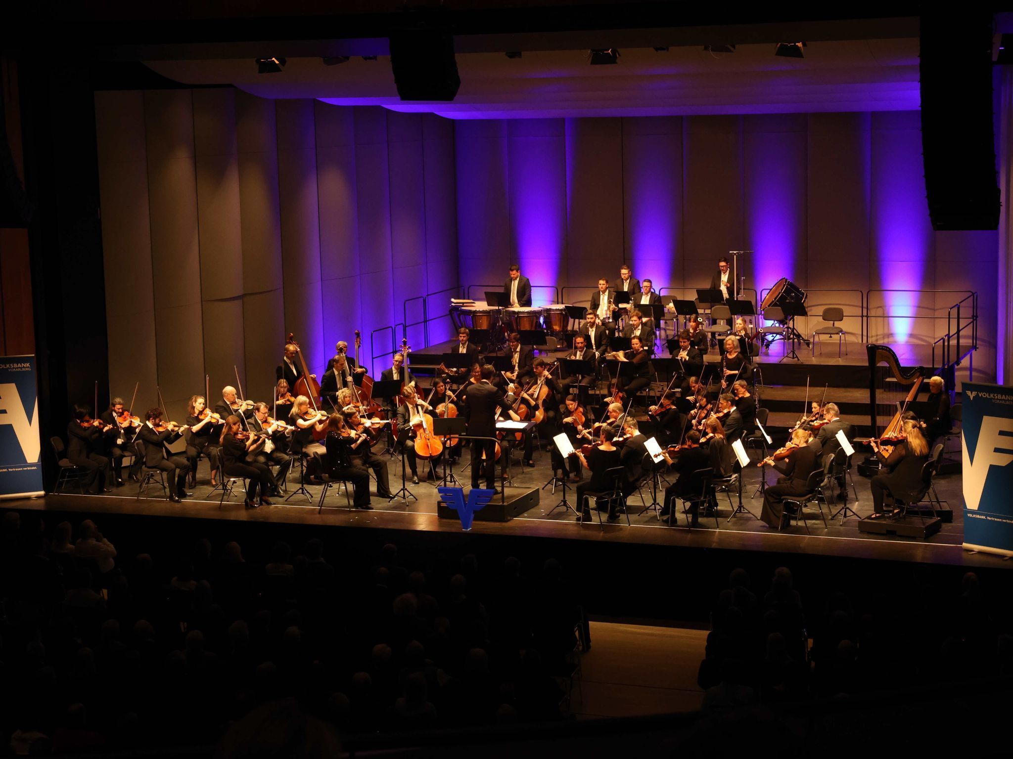 Im Montforthaus begeisterte das SOV sein Publikum.