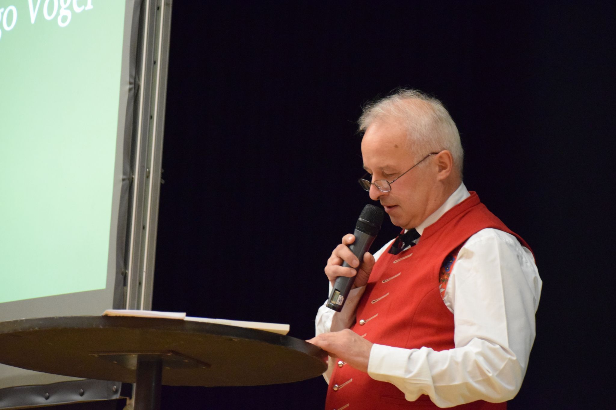 Dorfhistoriker Friedrich Vögel las aus den Kriegserinnerungen seines Vaters.