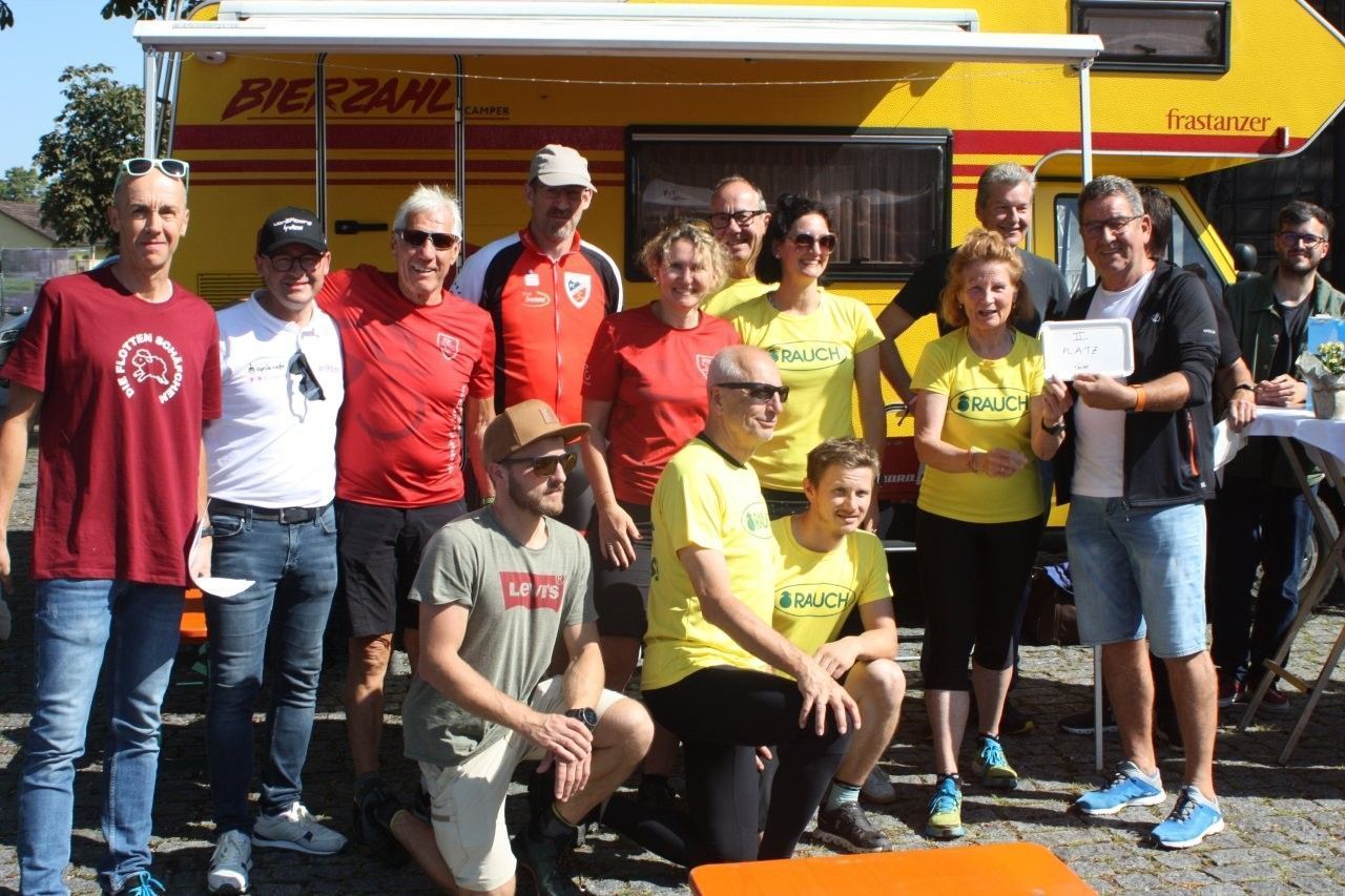 Siegerehrung des Benefizradeln. 