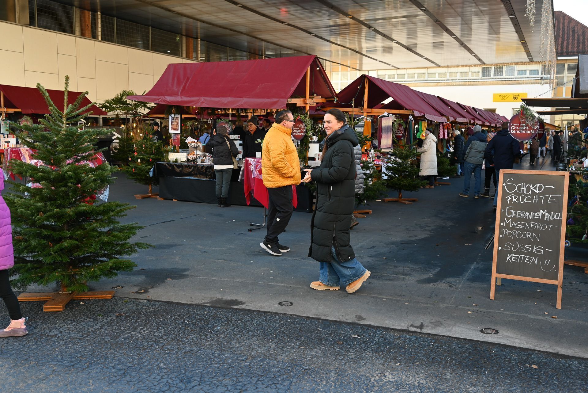 Am ersten Adventwochenende findet in Lustenau der traditionelle Chrischtkendlimarkt statt.