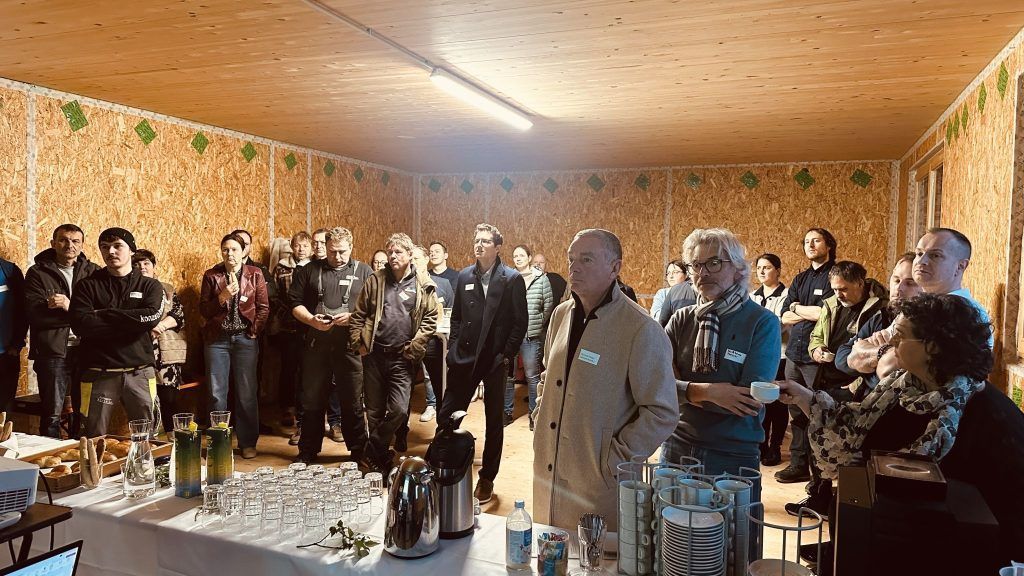 Satteinser Wirtschaftsfrühstück im Sägewerk Mündle