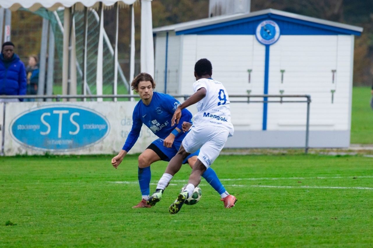 Amenaghawon gegen Noah Fehn.