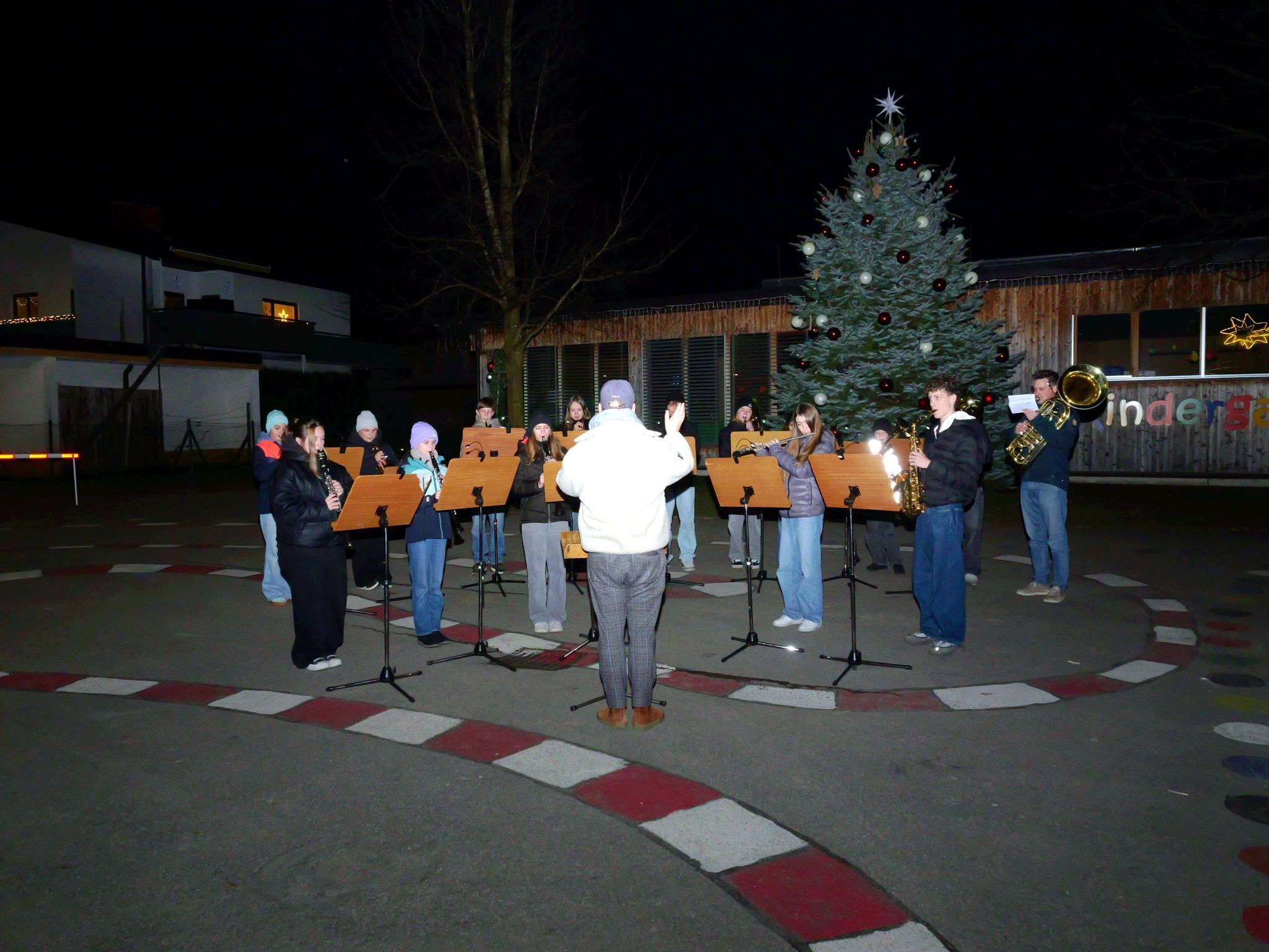 Klangvolle Einstimmung: Die Jungmusik Rankweil-Meiningen schafft eine stimmungsvolle Atmosphäre.