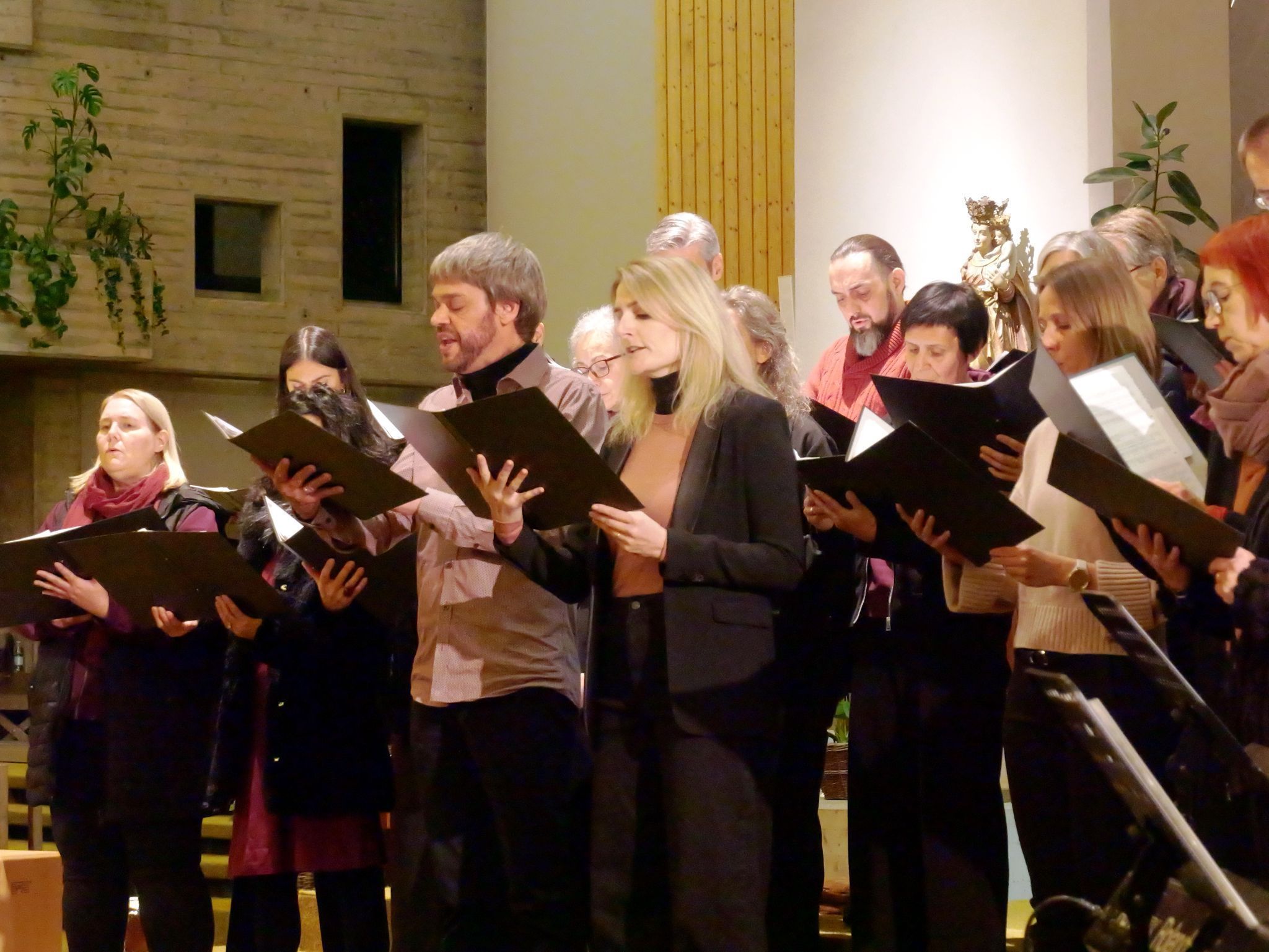 Ein Fest des Gesangs: Das 40-jährige Jubiläum des Göfner Chörle wurde zu einem unvergesslichen musikalischen Erlebnis.