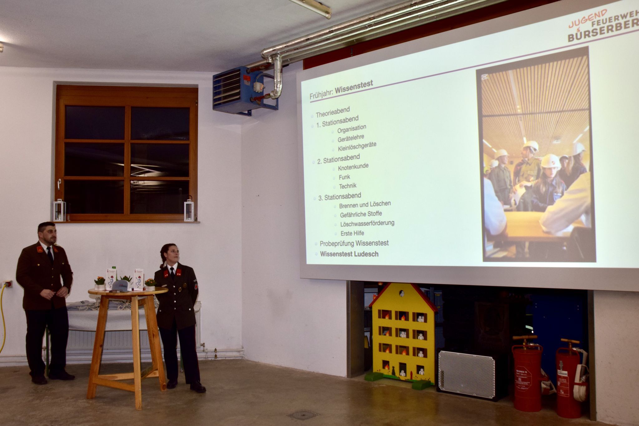 Die Geladenen erfuhren viel Interessantes und Wissenswertes.