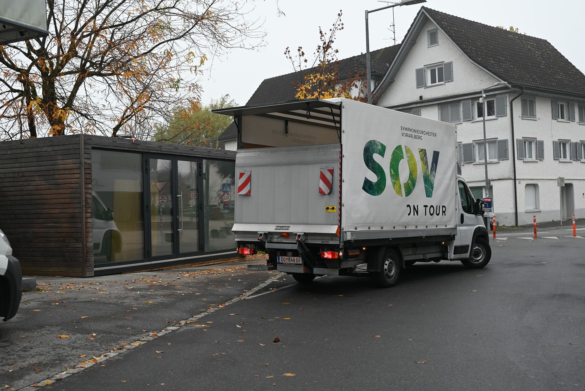 Laufend werden neue Sachen angeliefert.