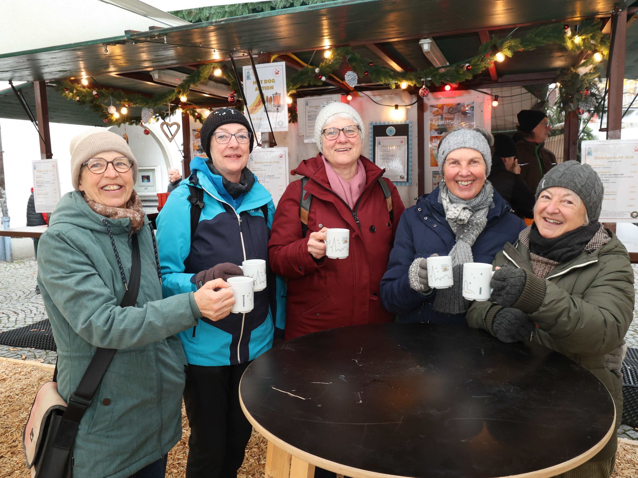 Bernie, Dagmar, Christa, Claudia und Evi vond er Mittwochs-Wanderrudne des Alpenvereins.