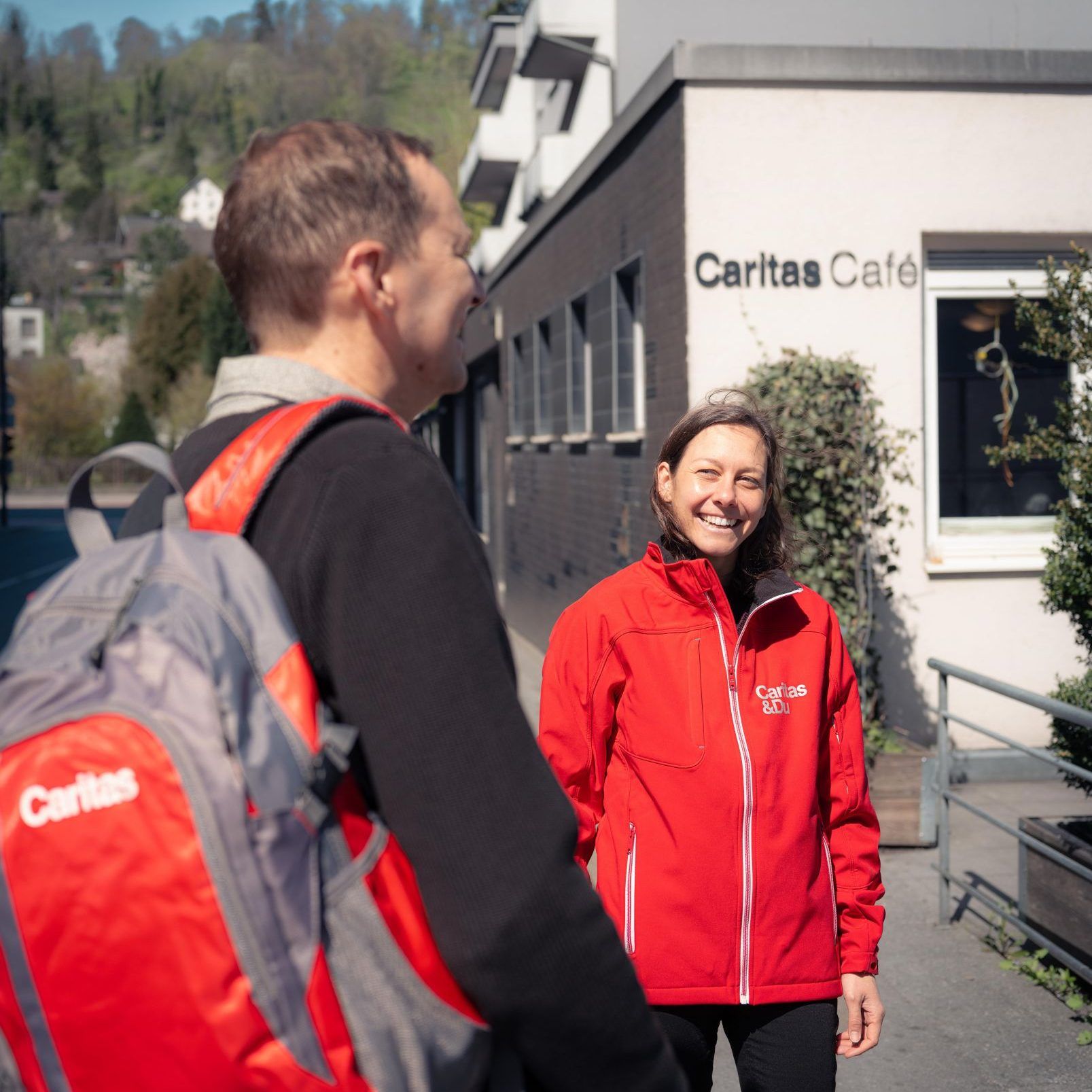 "Wer arbeitet, kann trotzdem in Armut leben" – Vorarlbergs versteckte Not trifft vor allem Frauen und Kinder
