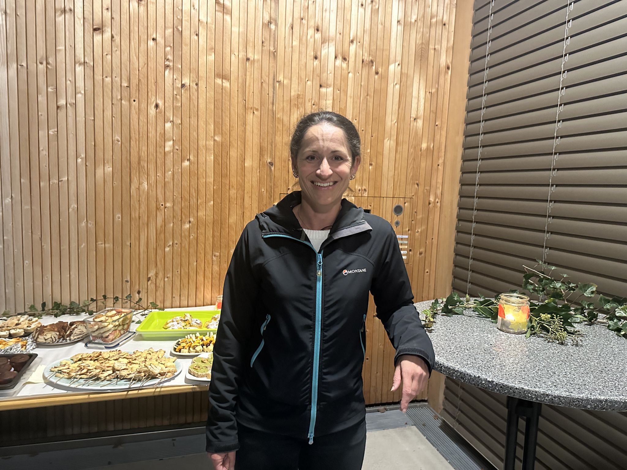 Kindergartenleiterin Angelika Loacker sorgte mit ihrem Team für ein schönes Fest für die Familien