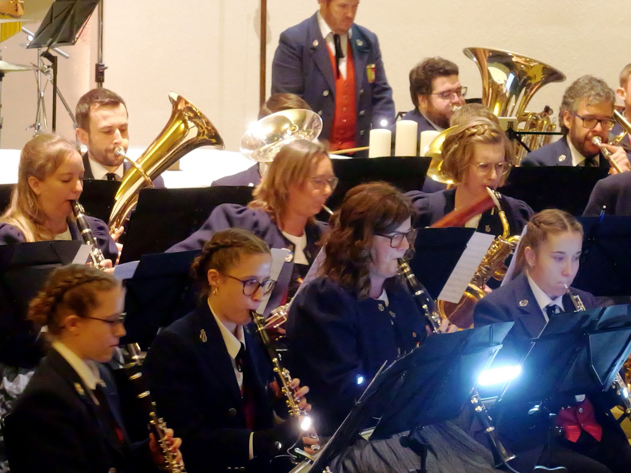 Konzentrierte Musikanten, präziser Takt – der Musikverein zeigte sich in Bestform.