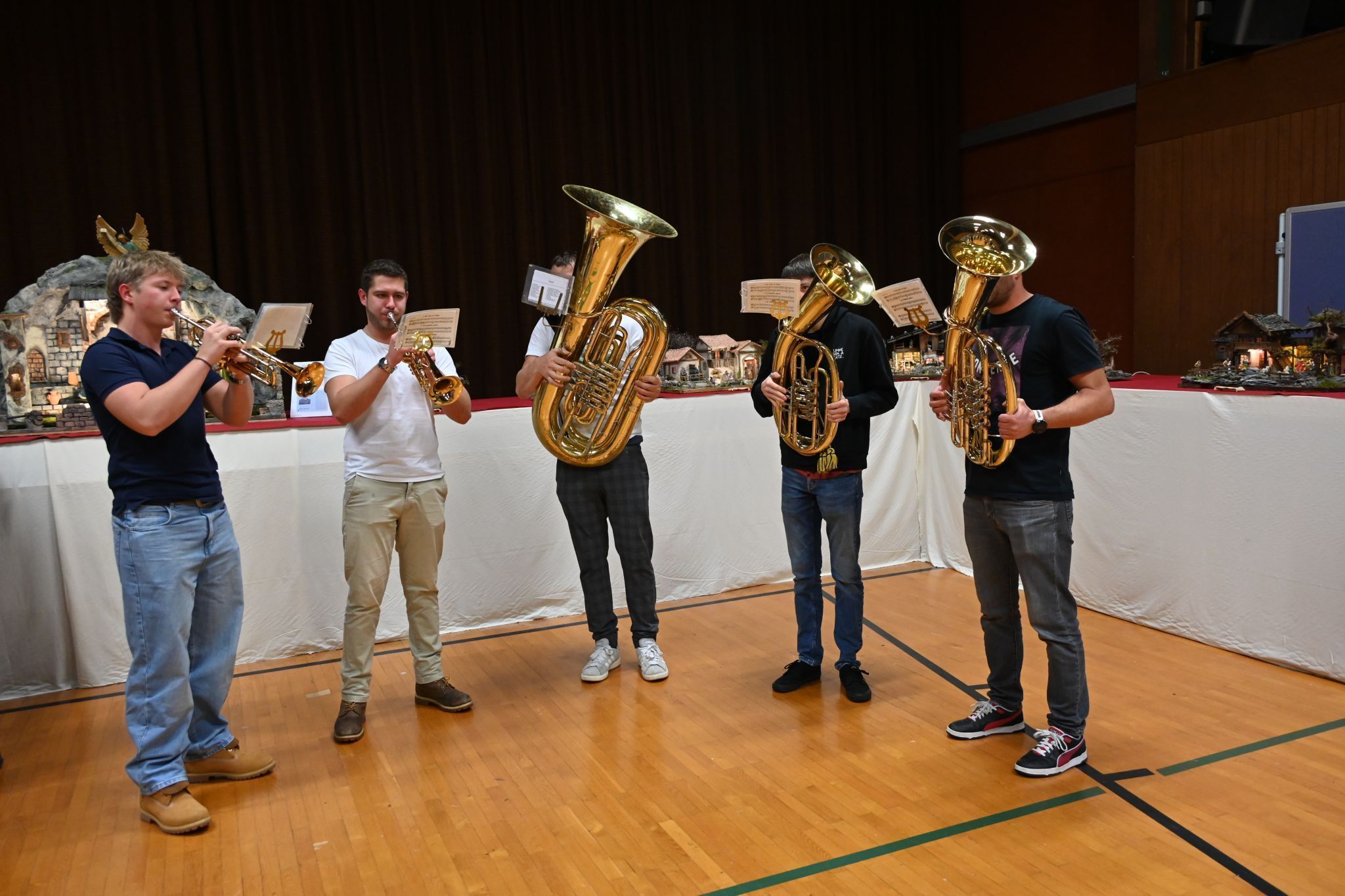 Die Weihnachtsbläser umrahmten die Segnung musikalisch.