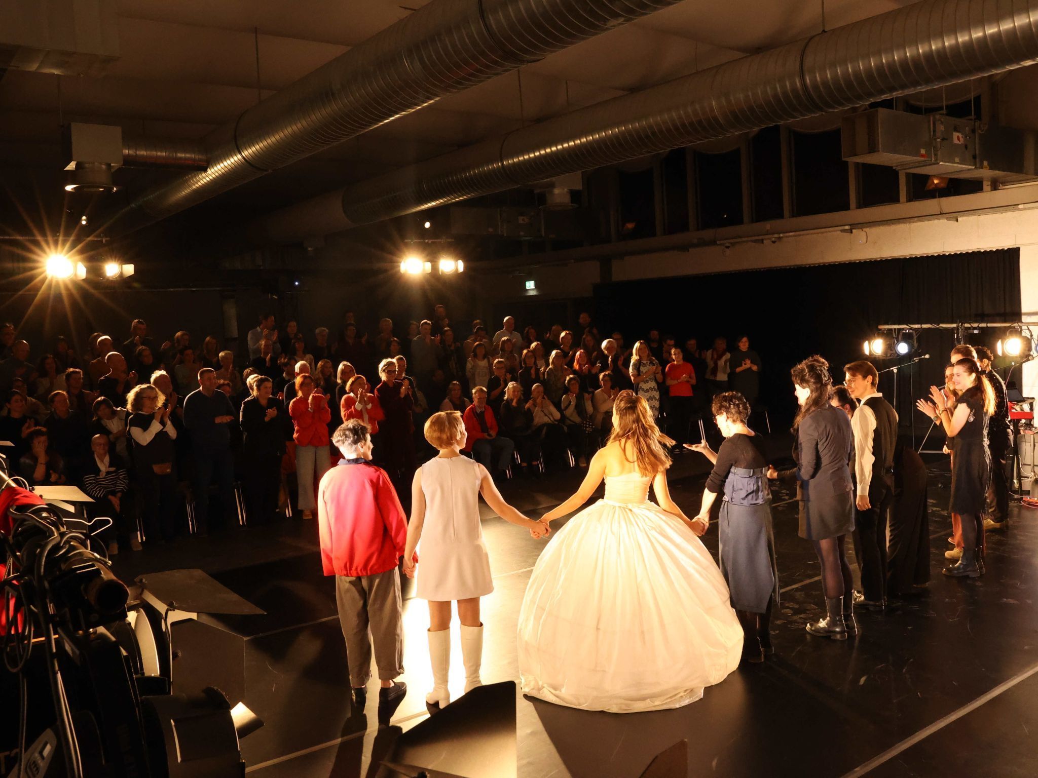 Sofort gab es stehende Ovationen.