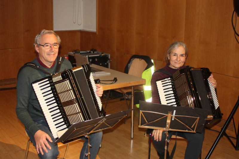 Musikalische Umrahmung: Brigitte und Mario Hepberger. 